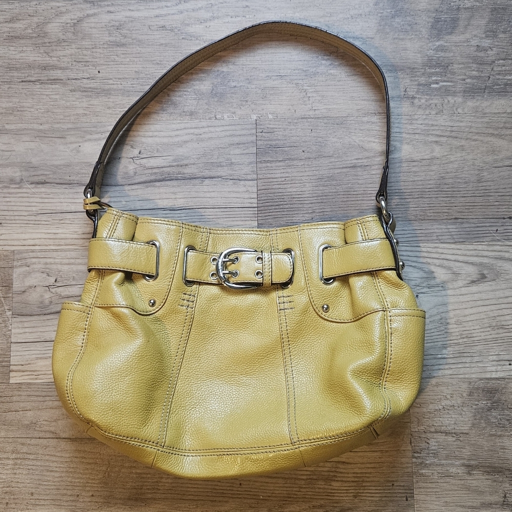 Tiganello Pebbled Leather Handbag With Shoulder Strap MUSTARD COLOR